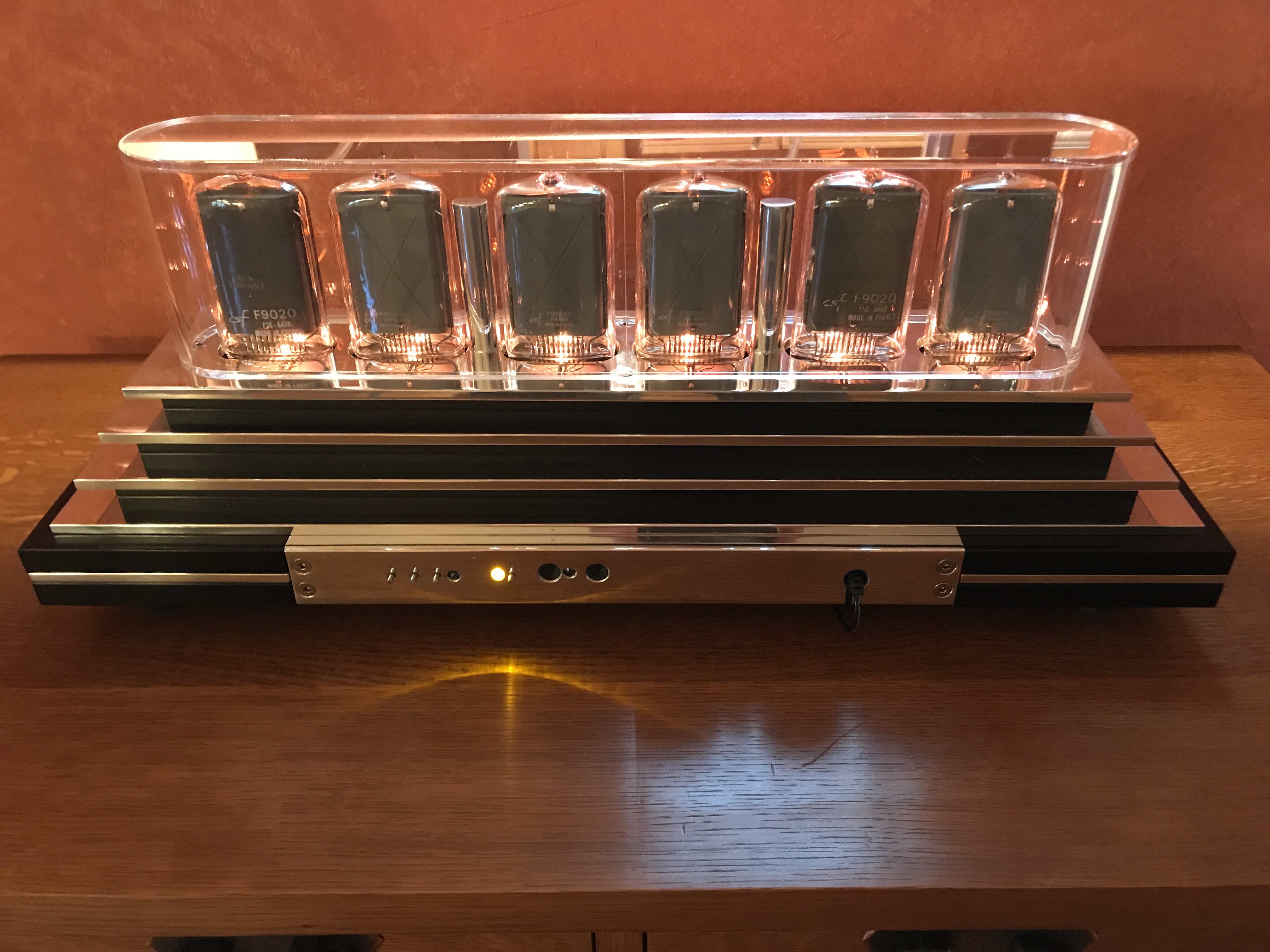 NIXページ The F9020AA Ziggurat Nixie